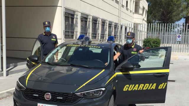 Guardia Finanza Macerata, controllato 'money transfer”. Elevate sanzioni amministrative per 181mila euro
