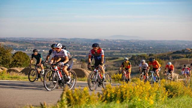 Ciclismo: in 15 mila a Porto Recanati, la 5 Mila Marche è una festa