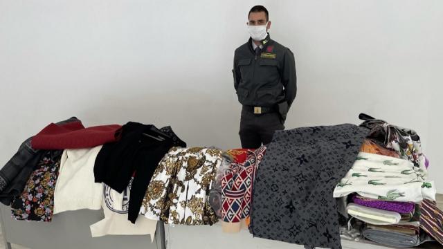 Guardia di Finanza, ricostruita la filiera del falso. Sequestri a Civitanova, denunciati due imprenditori