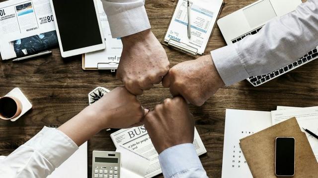 Marche, firmato in Regione il Protocollo d’intesa con le parti sociali ed economiche sul benessere aziendale