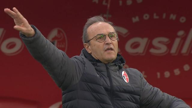 Bari, Marino: “L'Ascoli è una squadra aggressiva che ti fa ragionare poco. Dobbiamo metterla sul piano dell'intensità”