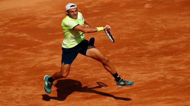 Tennis, Travaglia fenomenale al Roland Garros! Nishikori battuto in 5 set, ora c'è Nadal