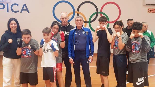 Boxe, raduno nazionale giovanile con Patrizio Oliva. Tra i ragazzi anche atleti 'Ascoli Boxe' e 'Boxe club SBT'