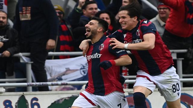 Bologna-Lecce 4-0, doppietta per uno scatenato Orsolini. Diventano 8 i sigilli in campionato