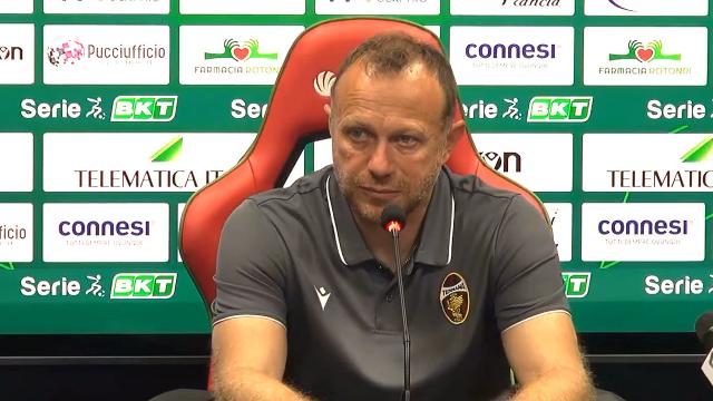 Ternana-Ascoli 0-1, la voce di Breda in sala stampa: “Pari non era da buttare. Dobbiamo recuperare le energie”