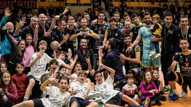 Pallavolo A2, la Yuasa Battery Grottazolina stende 3-0 Aversa ed è Campione d'inverno