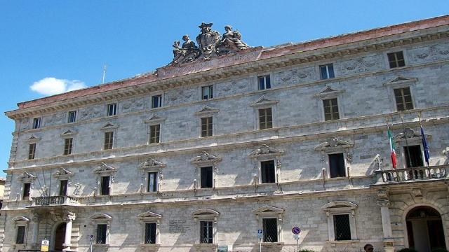 Consiglio Provinciale Ascoli, approvata delibera per l’applicazione delle misure correttive per il risanamento dell’Ente