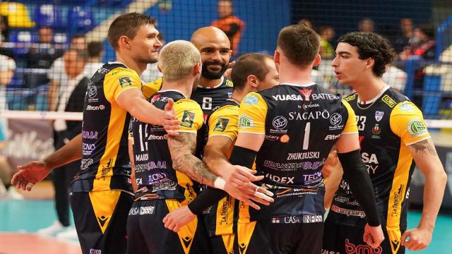 Volley SuperLega, una stoica Yuasa Battery Grottazzolina costringe Padova alla maratona