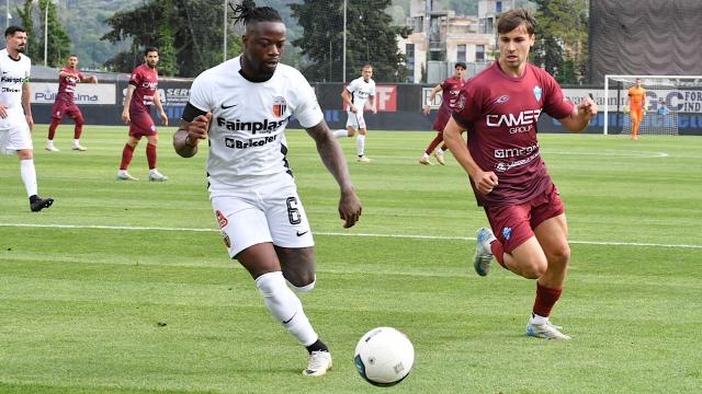 Ascoli-Legnago 1-2, ennesima sconfitta di una stagione orripilante. Contestazione feroce: ''Noi vogliamo piazza pulita''