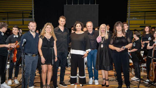 Tutto esaurito per il concerto dell'orchestra della Curzi di San Benedetto con Fontana