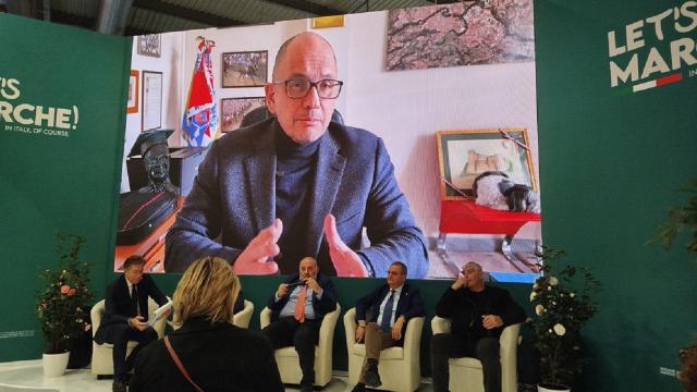 Centro Italia post sisma, Castelli: ''Investiamo sui cammini (turismo lento) e sulla montagna destagionalizzata''