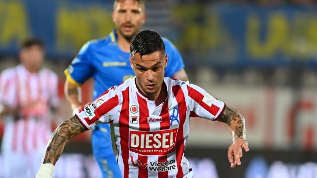 Playoff Serie C: Vicenza-Carrarese 0-0, poche emozioni nella finale d'andata. Si decide tutto al ''Dei Marmi''