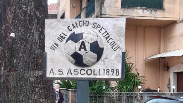 Ascoli Piceno, la 'Via del Calcio Spettacolo' celebra la storia del Picchio con i lavori programmati dall'Arengo