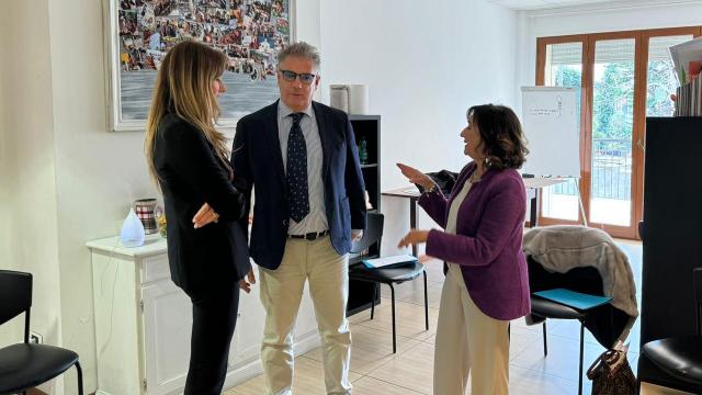 'Molto forti assolutamente vicini': un anno di impegno per il sostegno di minori e famiglie nel Piceno