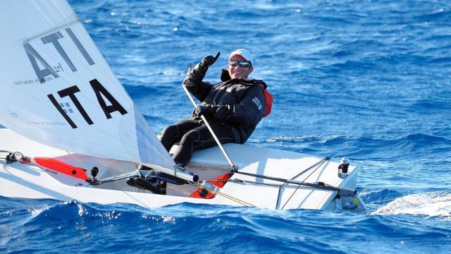 Grottammarese dell'Anno 2024: premiato il giovane Lorenzo Cameli per i successi sportivi nel settore velistico