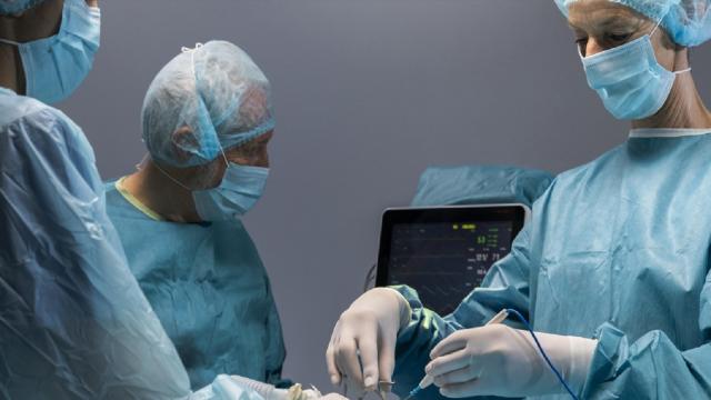 Ospedale San Benedetto, prelievo multiorgano da donatore 77enne deceduto per emorragia cerebrale