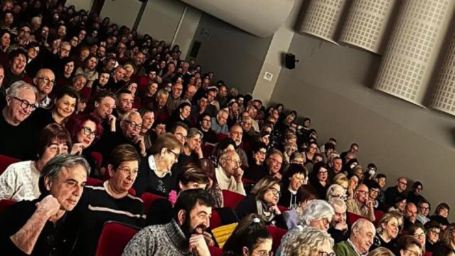 Lido degli Aranci, Carestia e Macchini chiudono un'edizione da record di 'Commedie Nostre' a Grottammare