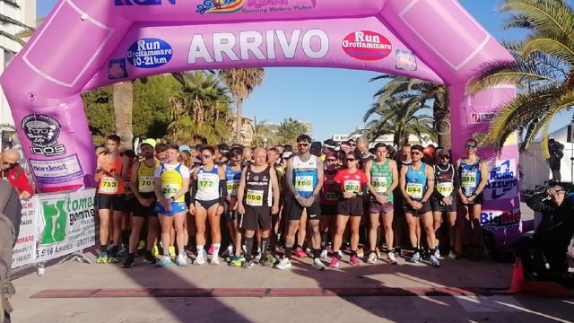 Half Marathon Pietro Mennea Gold e Donne in Rosa di nuovo a braccetto a Grottammare
