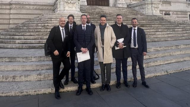 Tutela Igp per l'oliva ripiena all'ascolana, una delegazione di Confindustria ricevuta da Carloni a Montecitorio