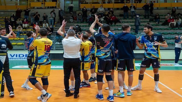 Pallavolo Serie A3, alla Videx Grottazzolina basta un'ora di gioco per archiviare la pratica Brugherio