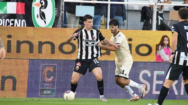 Ascoli Calcio, per Carrera quinto ko in 16 gare ufficiali. Corazza arriva a 100 gol nella regular season di Serie C