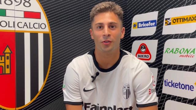 Ascoli Calcio, Giovane: “Tornare era il mio desiderio. Sono sempre rimasto in contatto con i compagni”