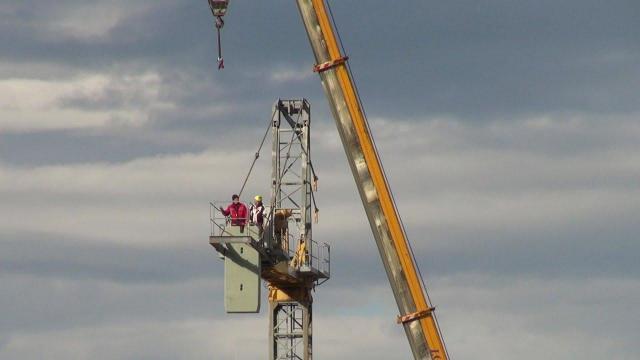 Ascoli Piceno, regolamentazione della circolazione in Piazza Viola per montaggio gru