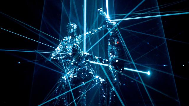 Ascoli Piceno, spazio alla danza al Teatro Ventidio Basso con 'Blu infinito' di Evolution Dance Theater