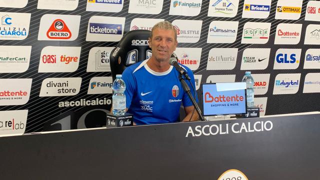 Ascoli Calcio, Carrera: “Arezzo può lottare per vincere il campionato. Bando al momento è il nostro capitano”