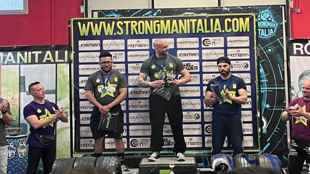 Ascoli Piceno, Valerio Ciaralli sul terzo gradino del podio nel Campionato Italiano di Strongman Maxima 2022
