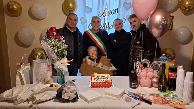 San Benedetto del Tronto, compie 100 anni la signora Bice Piattoni