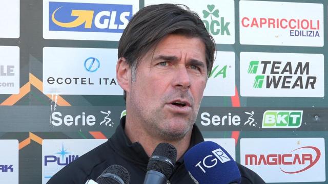 Ascoli Calcio, l'ex Sottil abbandona subito la panchina della Salernitana ma potrebbe restare in Serie B 
