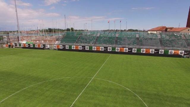 Lega Serie B, disposto un minuto di silenzio prima dell'inizio di Venezia-Parma per le vittime dell'incidente di Mestre