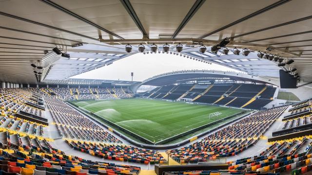 È possibile dedurre l'abbonamento dello stadio?