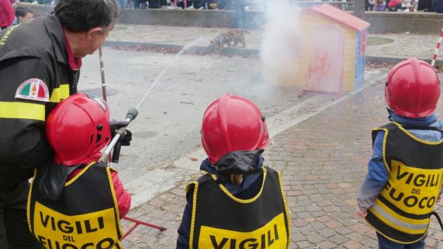 Acquaviva Picena, al via 'Pompieropoli' per i più piccoli con i Vigili del Fuoco di Ascoli Piceno