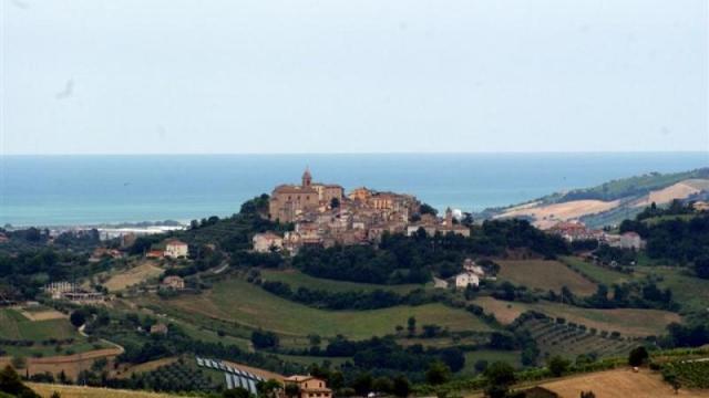 'Guide delle Marche': a Monsampolo del Tronto visita guidata gratuita della chiesa di Maria SS. Assunta 