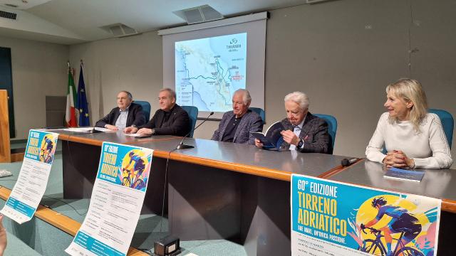 60ª Tirreno Adriatico, Moser apre la settimana di eventi dedicati alle due ruote
