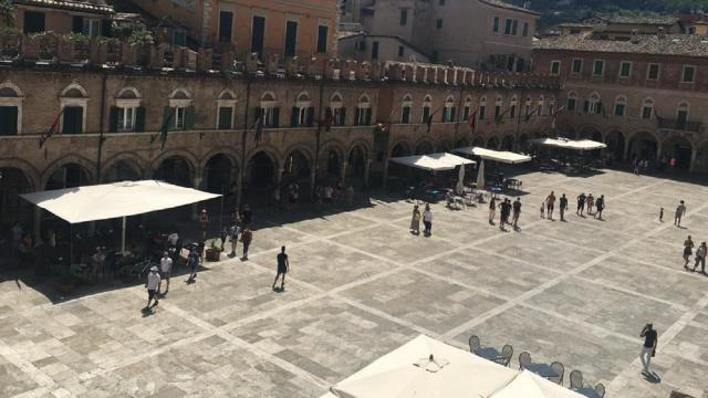 Ascoli Piceno, ordinanze viabilità e suolo pubblico in occasione del concerto di Russell Crowe e Quintana di Luglio 