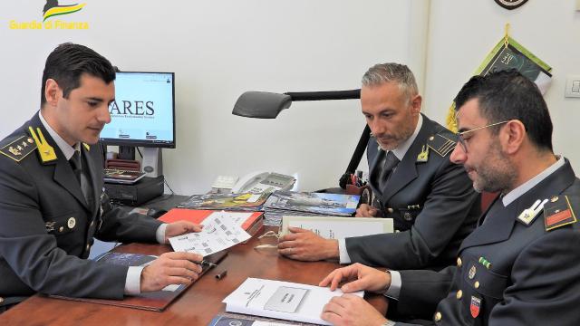 Guardia di Finanza Ascoli Piceno, operazione makeover: truffa bonus da ristrutturazioni facciate 