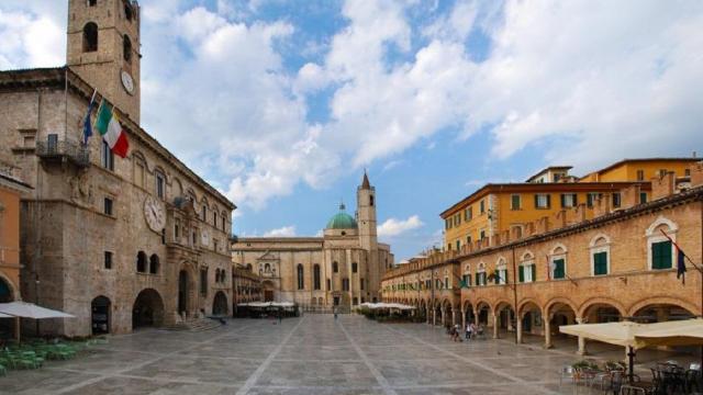 Ascoli Piceno, 'Giornata della prevenzione e sicurezza': modifiche in Piazza Roma, utilizzo Piazza del Popolo 