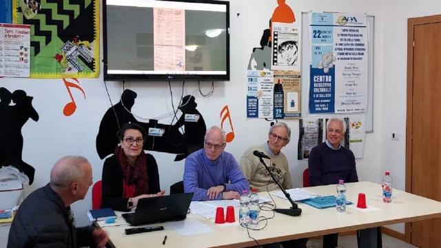Ascoli Piceno, al Centro “Ada-Bruno Di Odoardo” lezioni su come leggere i quotidiani economici specialistici