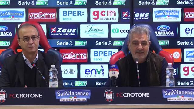 Crotone, esonerato Modesto. Al suo posto arriva Marino. Vrenna: ''Invertiremo la rotta''