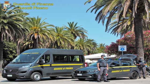 Guardia Finanza Ascoli Piceno, intensificati controlli sul litorale e nei luoghi della movida