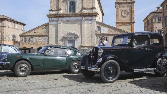 Automobile Club Ascoli-Fermo, grandi consensi da Servigliano per 'Ruote nella Storia'
