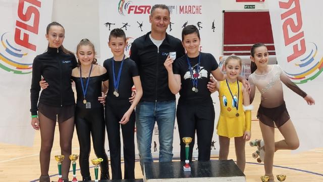 Pattinaggio artistico: altri due titoli regionali federali per la Diavoli Verde Rosa a Camerano