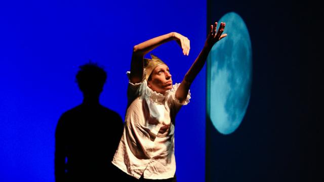Ascoli Piceno, prosegue al Teatro Ventidio Basso la stagione dedicata ai ragazzi con 'Rosaspina, storia di un bacio'