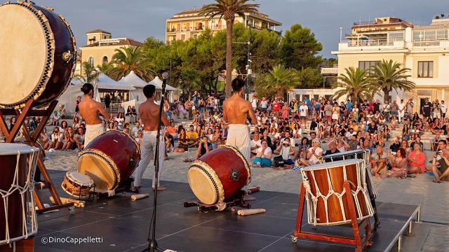 XXII FestivaLiszt Grottammare: successo di pubblico per concerto all’alba con tamburi sacri giapponesi