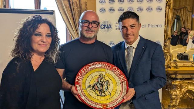 ''Ori delle Dame'', i maestri orafi della Cna Picena donano i gioielli per la Quintana di Agosto