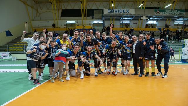 Pallavolo, la Videx Grottazzolina vince 3-2 contro Fano in gara 1 dei quarti di finale playoff