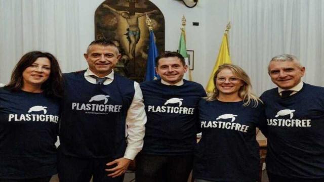 Marche: nel 2024 rimosse 6 tonnellate di plastica e rifiuti dall’ambiente grazie a Plastic Free Onlus 